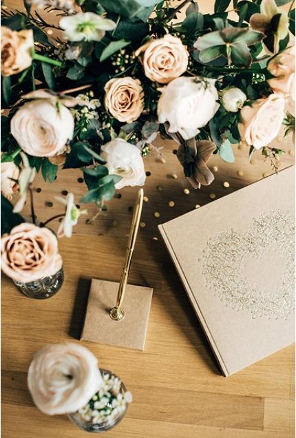 Image du produit Partydeco Livre d'or coeur (20,5 x 20,5 cm)