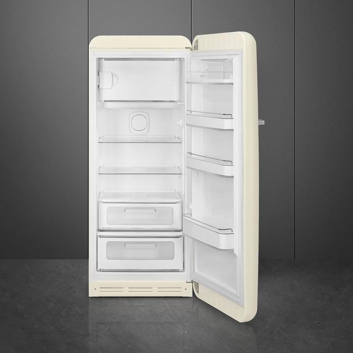 Actual product image Smeg Retro Style FAB28RCR5 (270 l)