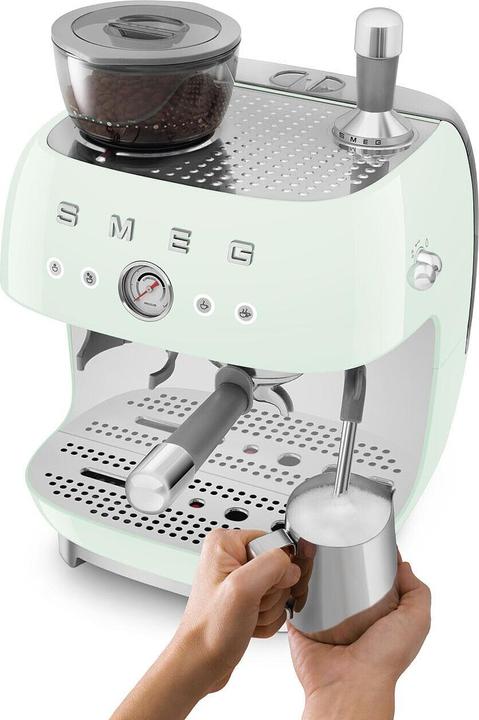Actual product image Smeg EGF03PGEU (EU plug)