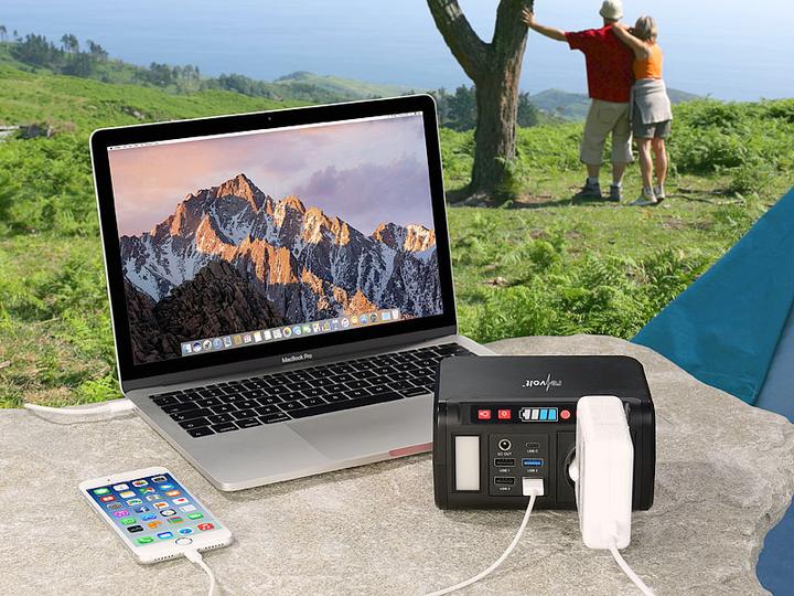 Actual product image Revolt Mini-Powerbank & Solar-Konverter (88.80 Wh, 1.20 kg)
