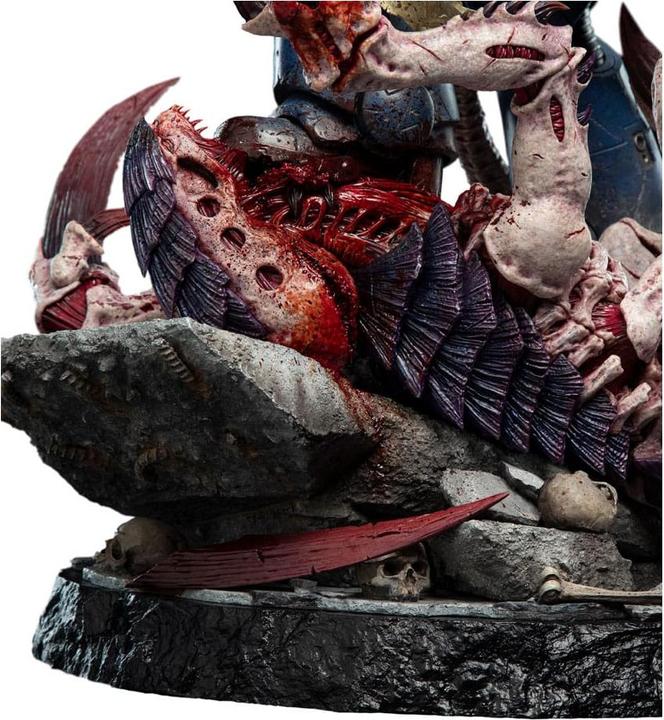 Actual product image Weta Workshop Warhammer 40,000: Space Marine 2 Statue 1/6 Lieutenant Titus Battleline Edition