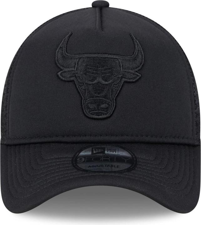 Actual product image New Era 9Forty Trucker Chicago Bulls