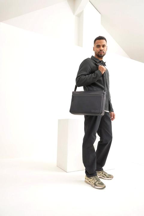 Produktbild Jost Umhängetasche Riga Shoulder Bag Flap L