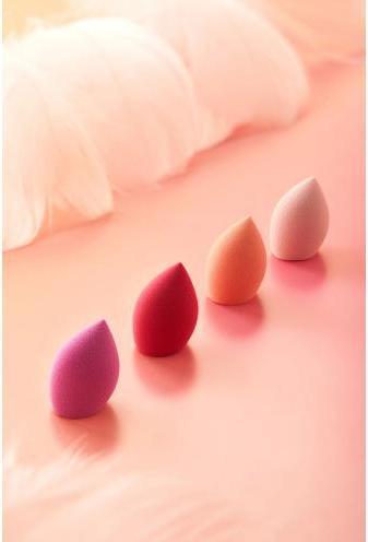 Actual product image Real Techniques Sponges Miracle Complexion