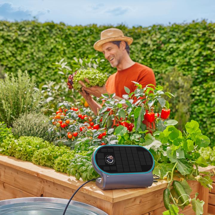 Produktbild Gardena Solar-Bewässerung AquaBloom L Set (Tropfbewässerung Set)