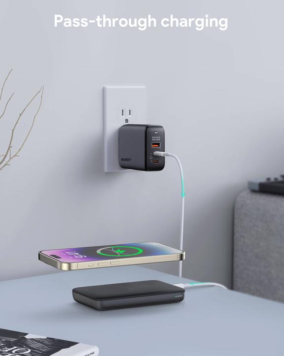 Produktbild Aukey MagFusion (6700 mAh, 20 W, 25.46 Wh)