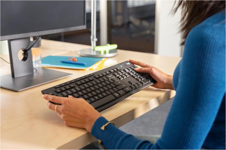 Produktbild Logitech MK370 Combo (Eng. Int., Kabelgebunden)