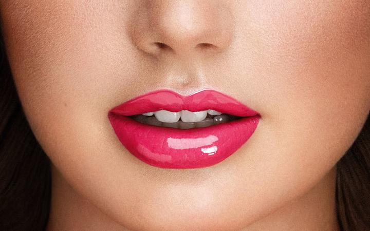 Produktbild Pupa Milano Miss Pupa Gloss essentiel red (305 Essential Red)