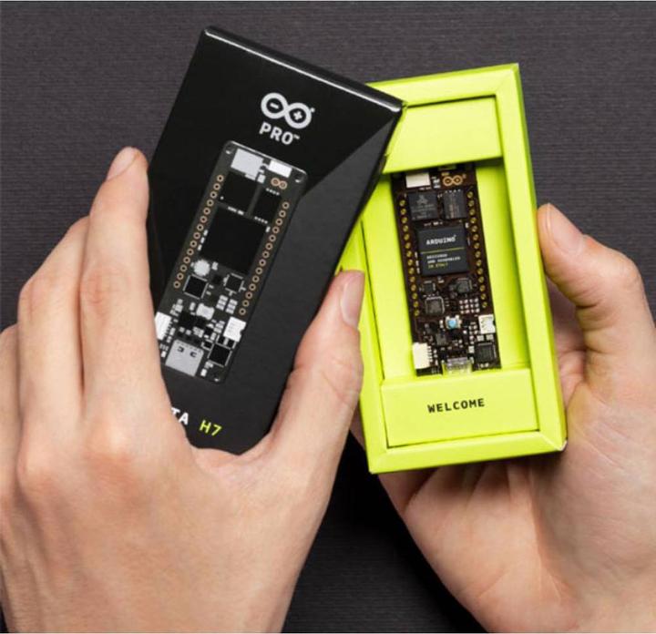 Immagine prodotto Arduino Portenta H7 Lite