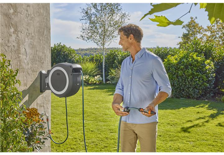 Actual product image Gardena Cordless wall-mounted hose box PowerRoll XL 18V set white 35 m (35 m)