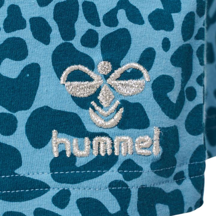 Actual product image hummel Hmlflowy Aop Shorts (110)