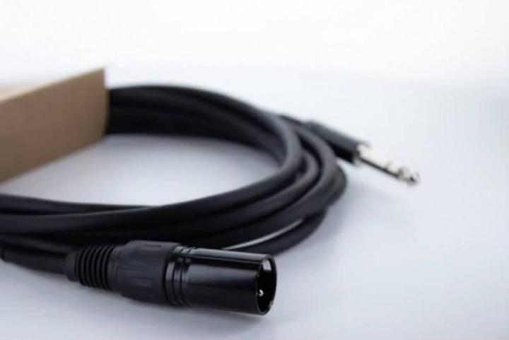 Actual product image Cordial EM 3 MV XLR Verbindungskabel (1x XLR-Stecker 3 polig - 1x Klinkenstecker (3 m, XLR)