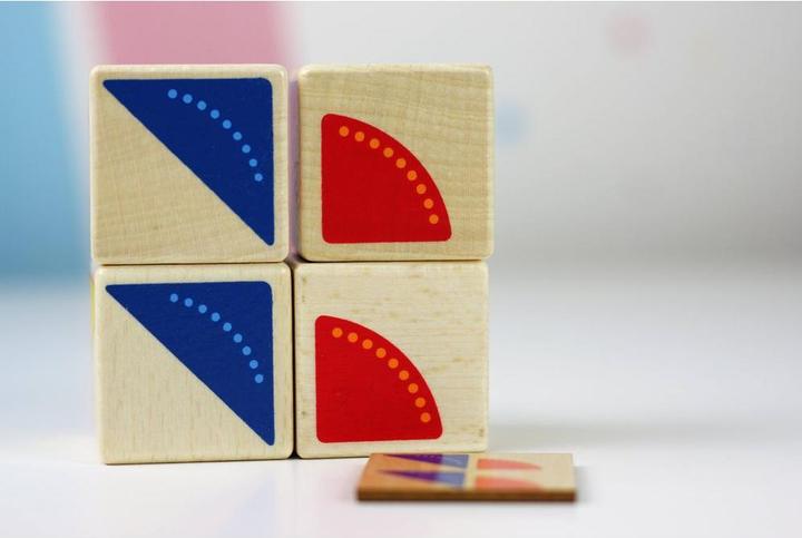 Actual product image Goki Wooden pattern Game Cube (German)