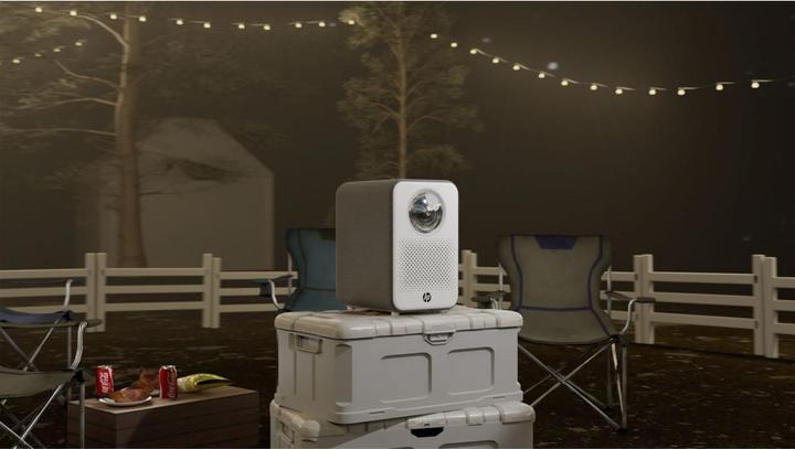 Actual product image HP CC500 (230 lm)