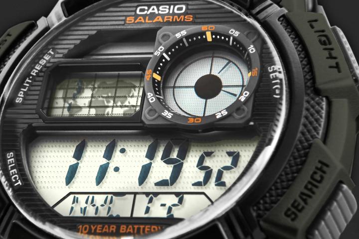 Immagine prodotto Casio Mod. ILLUMINATORE MONDIALE - 5 allarmi, batteria da 10 anni (44 mm)