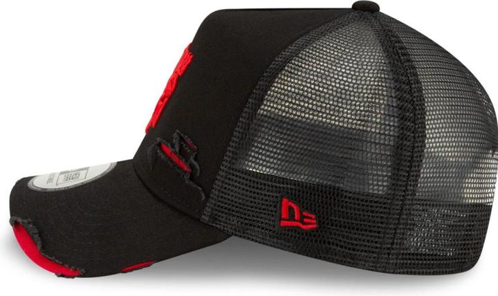 Immagine prodotto New Era Trucker Distressed Manchester United
