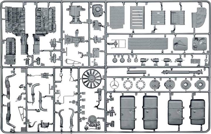 Produktbild Italeri Truckmodell 1:24 M B Actros MP4 Show GigaSpace