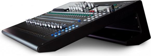 Actual product image Allen & Heath QU-24C (Studio- and Livemixer)