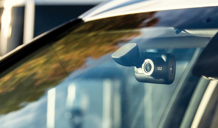 Produktbild Nextbase NBDVR122 (Eingebaute Anzeige, Akku, Eingebautes Display, Bluetooth, GPS-Empfänger, Beschleunigungssensor, Eingebautes Mikrofon, HD)