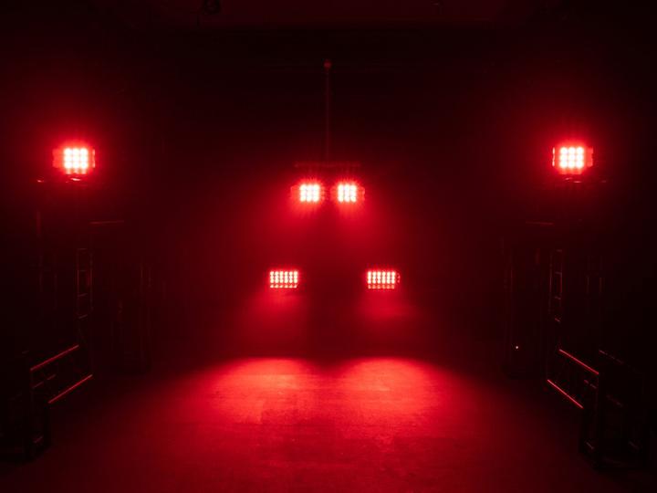 Actual product image Eurolite LED CLS-18 QCL RGB/WW 18x7W (7 W, LED)