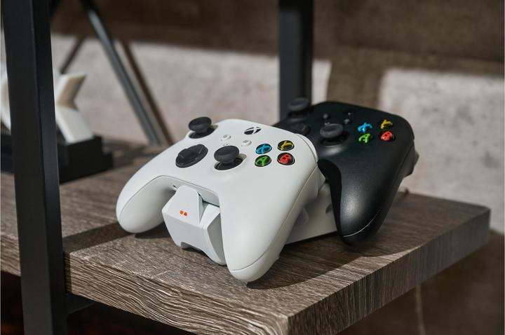 Produktbild PowerA The Charging Station is for XBOX Series X | S / One keypads (Xbox Series X, Xbox Series S, Xbox One S)