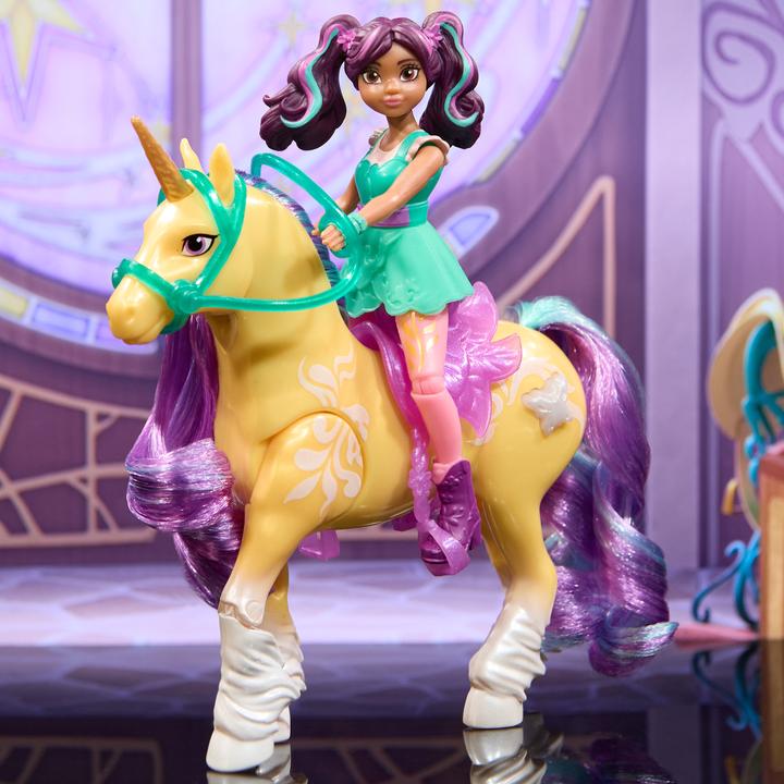 Produktbild Unicorn Academy Einhorn Academy Puppe Ava Und Einhorn Klinge Mit Licht