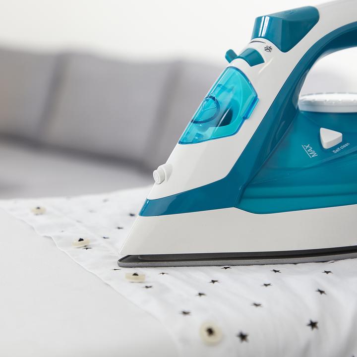 Actual product image Tristar ST-8320 Steam Iron (2600 W, 70 g/min)