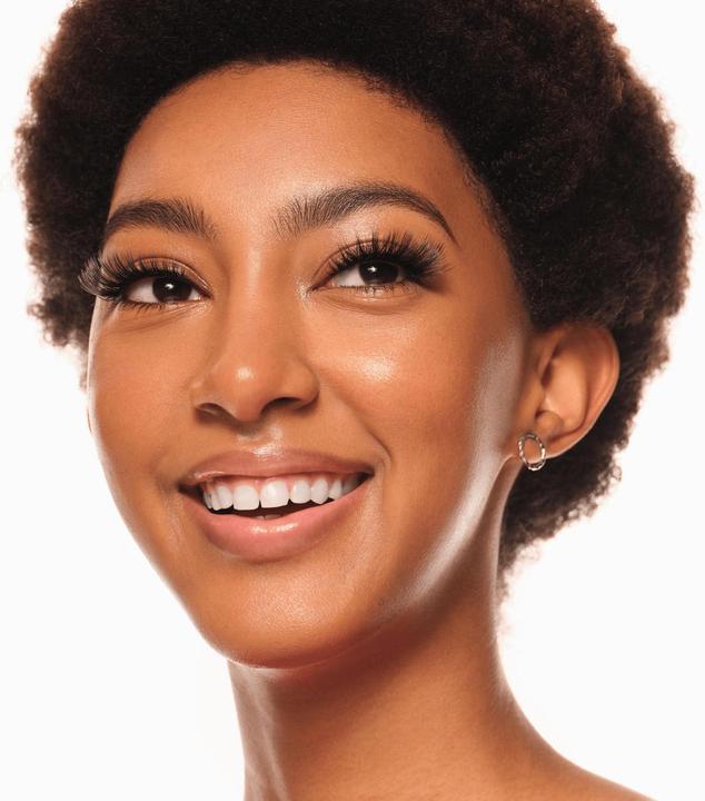 Actual product image essence what the FAKE! false lashes (Artificial eyelashes)