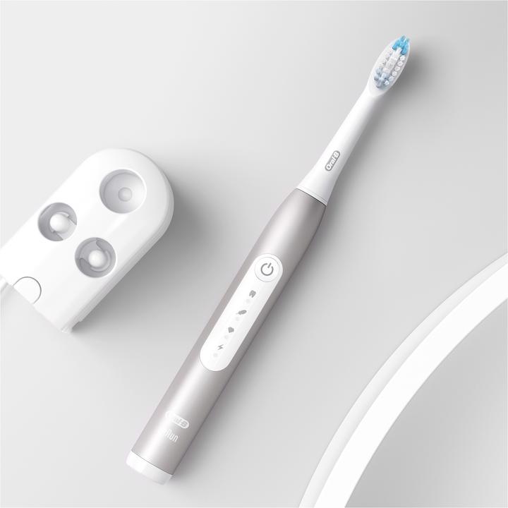 Produktbild Oral-B Pulsonic Slim Luxe 4900 (Schallzahnbürste)