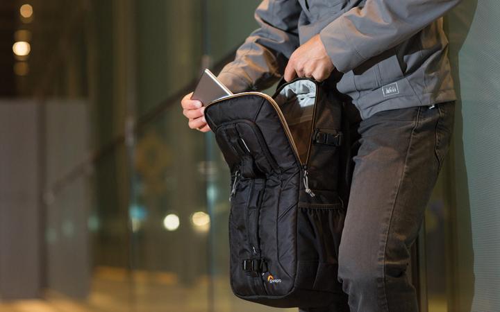Produktbild Lowepro Slingshot Edge 250 AW (Fotorucksack)