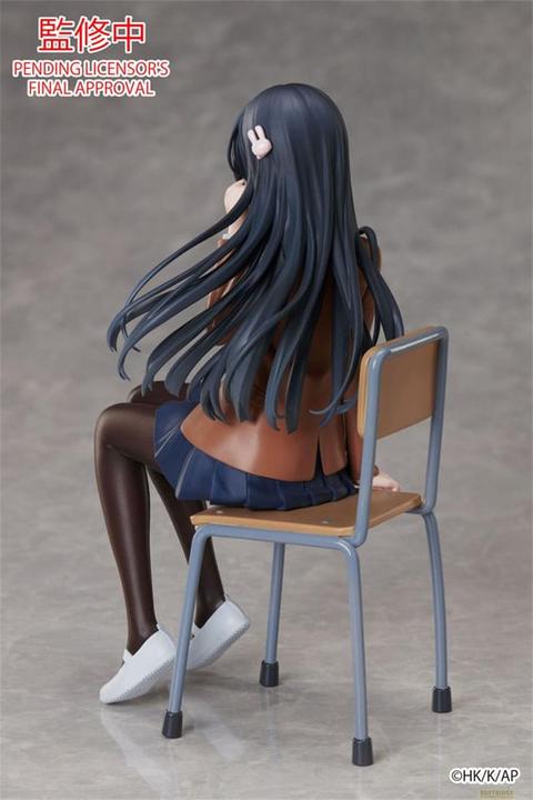 Actual product image Aniplex Rascal Does Not Dream of a Knapsack Kid Statue Mai Sakurajima Graduation Ver. 15 cm