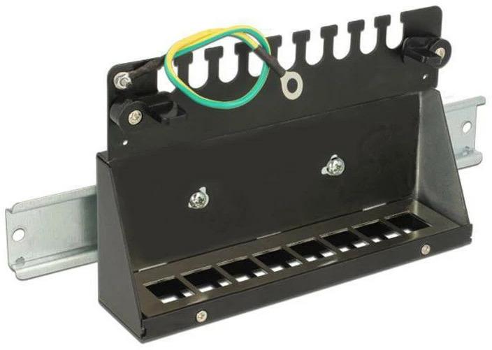 Produktbild Delock 8-Port Desktop Patchpanel, Hutschienenkit