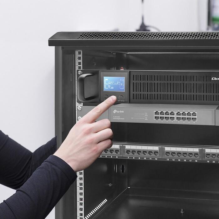 Immagine prodotto Qoltec 53946 UPS 2KVA (2000 VA, 1600 W, Doppio convertitore online UPS)