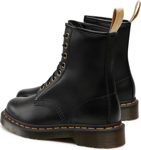 Actual product image Dr. Martens boots (41)