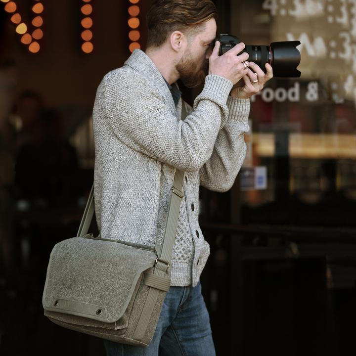 Actual product image Think Tank Retrospec 5 V2.0 (Camera shoulder bag, 11.78 l)