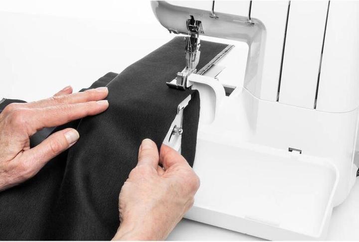 Produktbild Husqvarna VIKING Amber S100 Overlock