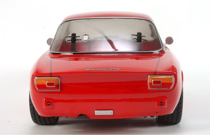 Actual product image Tamiya Alfa Romeo Giulia Sprint GTA M-06 (Kit)