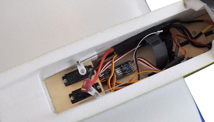 Image du produit Amewi Thunder PNP (Multi moteur)