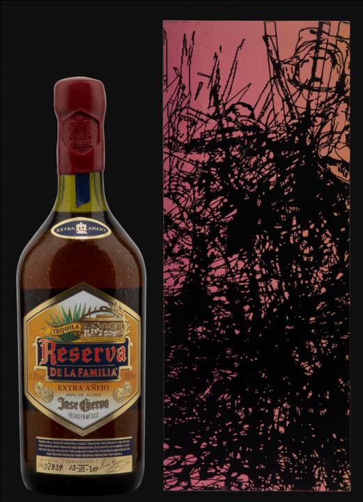 Actual product image Jose Cuervo Reserva de la Familia (1 x 70 cl)