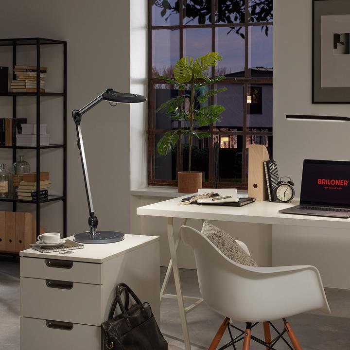 Actual product image Briloner LED desk lamp (930 lm)
