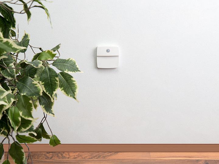 Produktbild Lunartec LED-Treppen- und Nachtlicht mit Dämmerungs- und Bewegungs-Sensor
