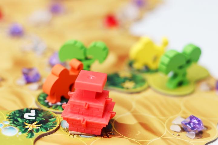 Actual product image Iello Connoisseur game Ishtar (German)