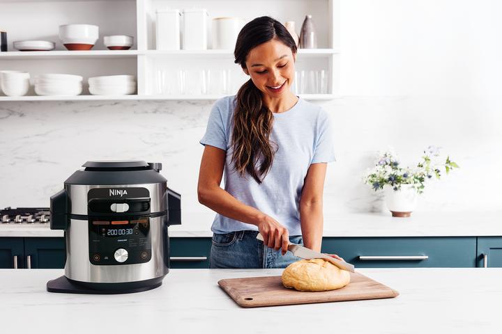 Actual product image Ninja OL650EUFoodi MAX 12-in-1 SmartLid Multicooker (CH plug)