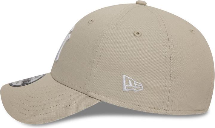 Image du produit New Era 9Forty Strapback Cap - New York Yankees stone