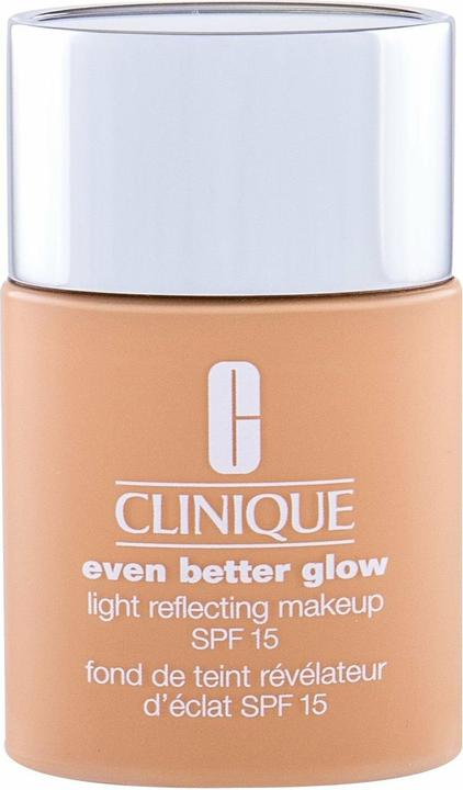 Actual product image Clinique Even Better Glow (WN 22 Ecru)