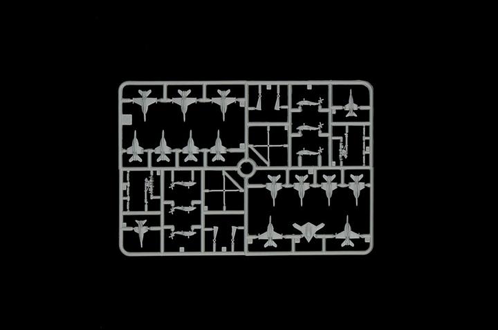 Produktbild Italeri U.S.S. George H.W: Bush CVN 77