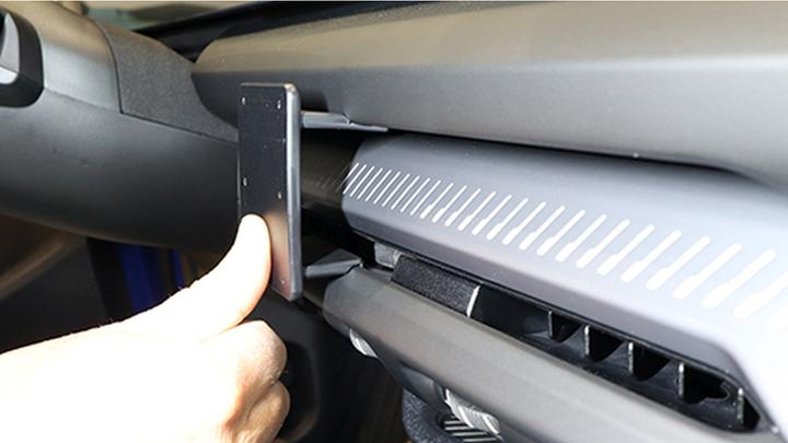 Actual product image Brodit ProClip - BMW 1-series F70 25-25