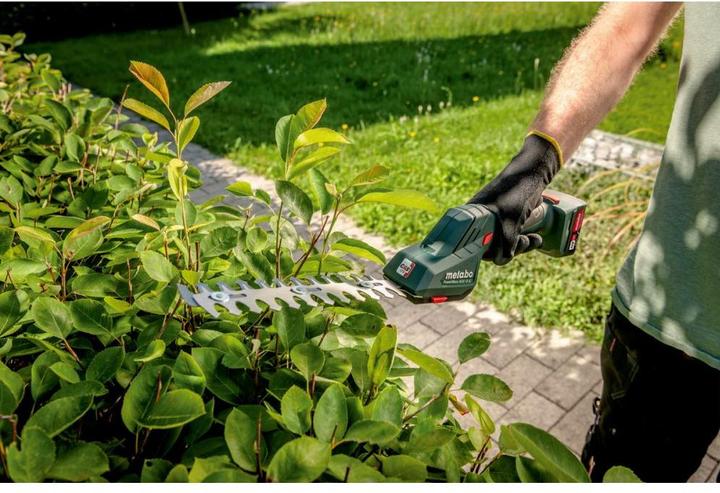 Produktbild Metabo PowerMaxx SGS 12 Q (Akkuheckenschere)