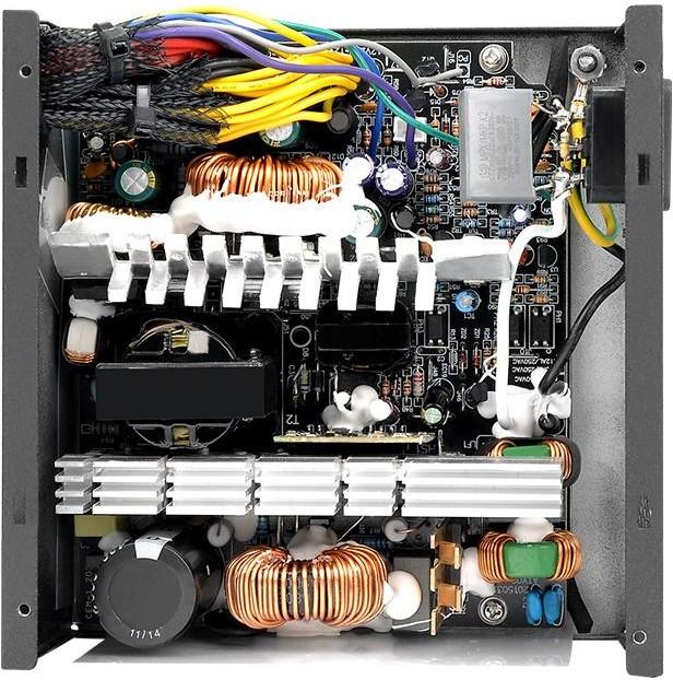 Actual product image Thermaltake TR2 S (600 W)
