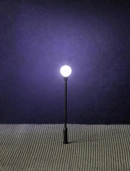 Produktbild Faller LED-Parklaternen, Kugel-Aufsatzleuchte, 3 Stück